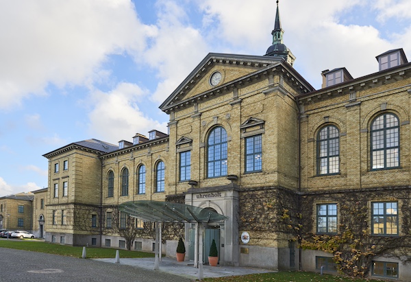 Uhrenholt implementerer forretningsorienterede AI-løsninger